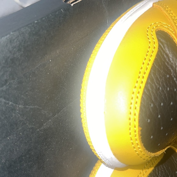 Jordan 1s - Picture 3 of 3